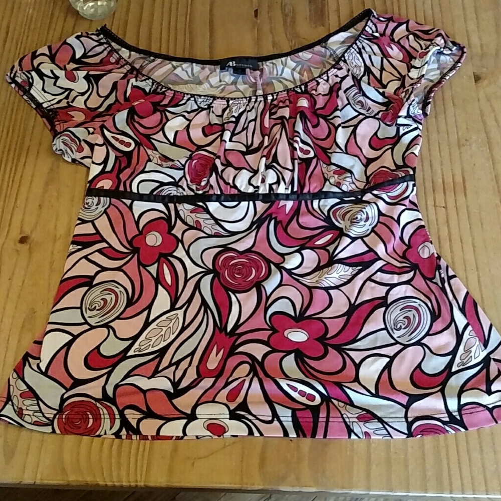 Cool print! Ladies top, medium.  Short sleeves.